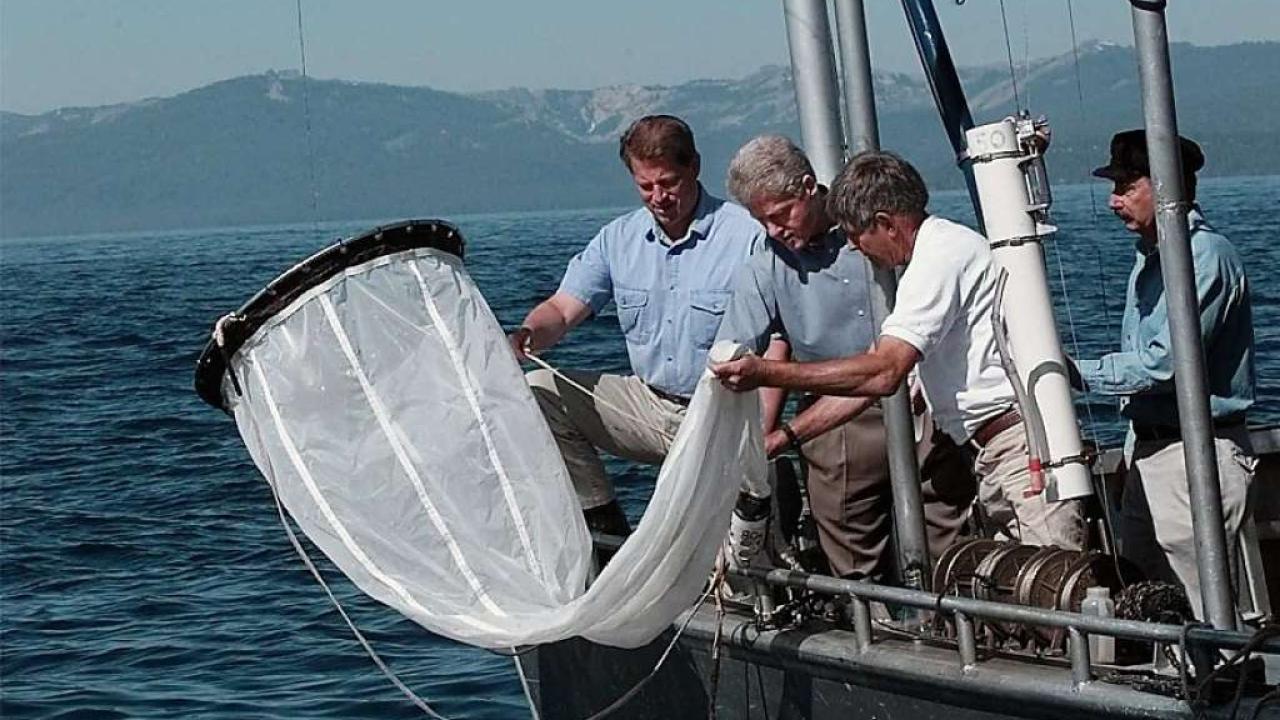 Gore and Clinton on RV